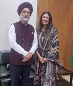 ਯੂ.ਕੇ. ਸੰਸਦ ਮੈਂਬਰ ਪ੍ਰੀਤ ਕੌਰ ਗਿੱਲ ਨੇ ਦਿੱਲੀ ਦੇ ਉਪ ਰਾਜਪਾਲ ਤਰਨਜੀਤ ਸਿੰਘ ਸੰਧੂ ਨਾਲ ਕੀਤੀ ਮੁਲਾਕਾਤ*