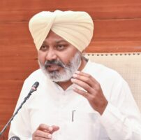 ਬਿੱਲ ਰਾਹੀਂ ਕਰਮਚਾਰੀਆਂ ਦੀ ਤਨਖਾਹ ਦੀ ਸੁਰੱਖਿਆ, ਵੇਜ ਕੋਡ ਦੀ ਪੂਰੀ ਪਾਲਣਾ ਅਤੇ ਪੀ.ਐੱਫ., ਈ.ਐੱਸ.ਆਈ., ਗ੍ਰੈਚੁਟੀ ਅਤੇ ਛੁੱਟੀਆਂ ਦੇ ਲਾਭ ਲਾਜ਼ਮੀ ਕੀਤੇ ਗਏ: ਹਰਪਾਲ ਸਿੰਘ ਚੀਮਾ