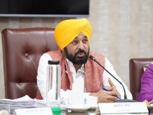 ਭਗਵੰਤ ਮਾਨ ਸਰਕਾਰ ਦੀ ‘ਮੁੱਖ ਮੰਤਰੀ ਸਿਹਤ ਯੋਜਨਾ’ ਦਾ ਲਾਭ ਸੂਬੇ ਦੇ ਹਰ ਜ਼ਿਲ੍ਹੇ ਦੇ ਪਰਿਵਾਰਾਂ ਤੱਕ ਪਹੁੰਚਿਆ; 2.91 ਲੱਖ ਮਰੀਜ਼ਾਂ ਨੂੰ ਮਿਲਿਆ 1,044 ਕਰੋੜ ਰੁਪਏ ਤੋਂ ਵੱਧ ਦਾ ਕੈਸ਼ਲੈੱਸ ਇਲਾਜ