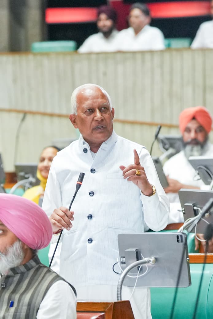 ਮਾਨ ਸਰਕਾਰ ਵੱਲੋਂ ਭਾਖੜਾ ਡੈਮ ਸਬੰਧੀ ਫੈਲਾਈਆਂ ਜਾ ਰਹੀਆਂ ਅਫ਼ਵਾਹਾਂ ਸਿਰੇ ਤੋਂ ਖਾਰਜ, ਡੈਮ ਪੂਰੀ ਤਰ੍ਹਾਂ ਸੁਰੱਖਿਅਤ: ਬਰਿੰਦਰ ਕੁਮਾਰ ਗੋਇਲ