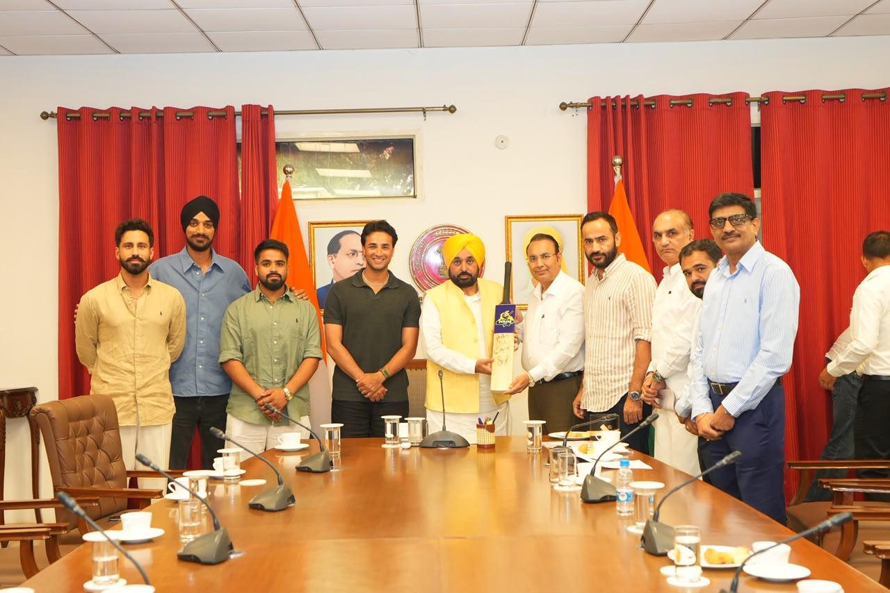 ਪੰਜਾਬ ਦੀ ਆਪਣੀ ਆਈ.ਪੀ.ਐਲ., 30 ਅਗਸਤ ਤੋਂ 13 ਸਤੰਬਰ ਤੱਕ ਹੋਣ ਵਾਲੀ ਸ਼ੇਰ-ਏ-ਪੰਜਾਬ ਟਵੰਟੀ-20 ਲੀਗ ਵਿੱਚ ਖੇਡਣਗੇ ਚੋਟੀ ਦੇ ਖਿਡਾਰੀ: ਮੁੱਖ ਮੰਤਰੀ ਭਗਵੰਤ ਸਿੰਘ ਮਾਨ