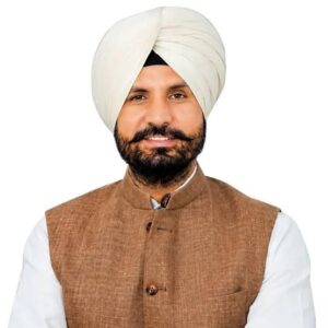 ਪੰਜਾਬ ਕਾਂਗਰਸ ’ਚ ਵੱਡਾ ਫੇਰਬਦਲ: ਰਾਜਾ ਵੜਿੰਗ ਨੇ ਪ੍ਰਧਾਨ ਦੇ ਅਹੁਦੇ ਤੋਂ ਅਸਤੀਫ਼ੇ ਦੀ ਪੇਸ਼ਕਸ਼ ਕੀਤੀ